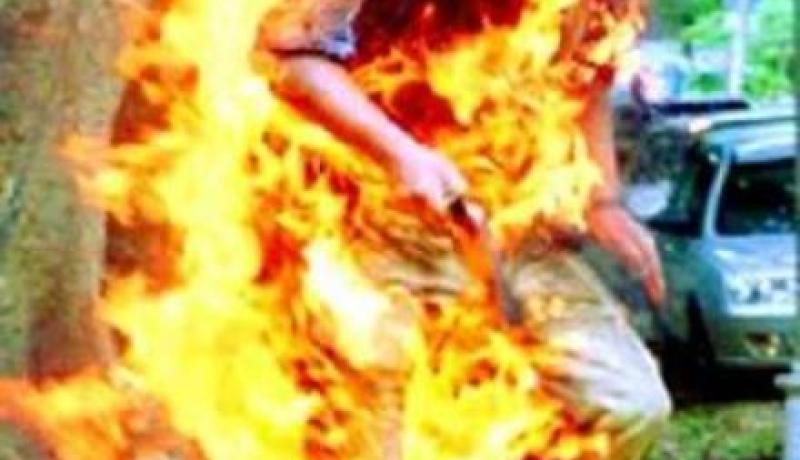 أردني ينتحر حرقا بعد فصله من العمل