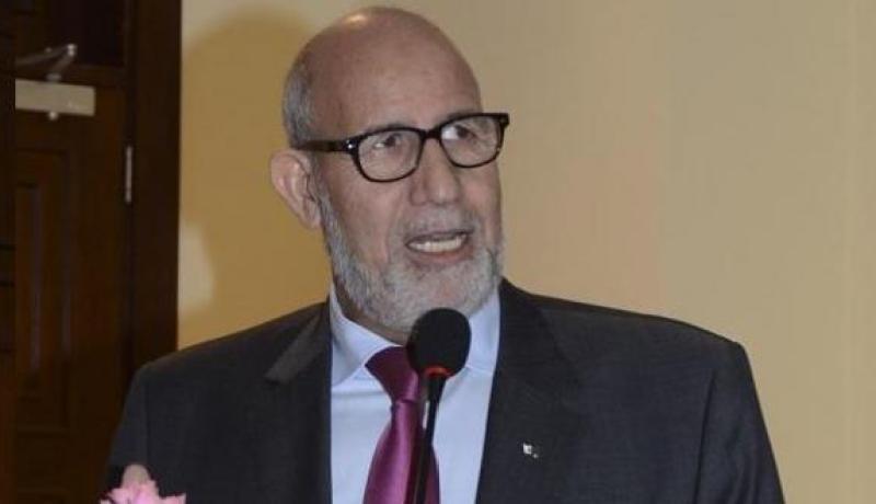 غول وولد عباس وبن يونس من دون تشريفات عند دربال