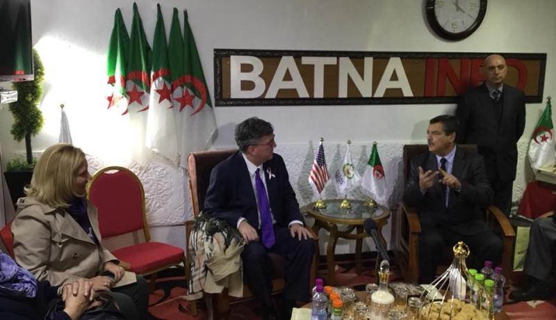 السفير الأمريكي بالجزائر يستعرض نشاطاته خلال زيارته لباتنة