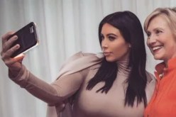 كيم كاردشيان تنشر صورة سيلفي مع هيلاري كلينتون والأخرى في قمة السعادة