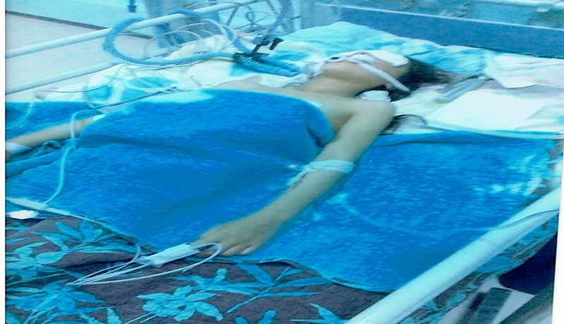 فتاة تدخل في غيبوبة بعد عملية جراحية في تبسة