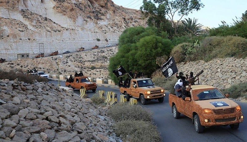 مقتل 11 عنصرا من داعش في مواجهات شرق درنة الليبية