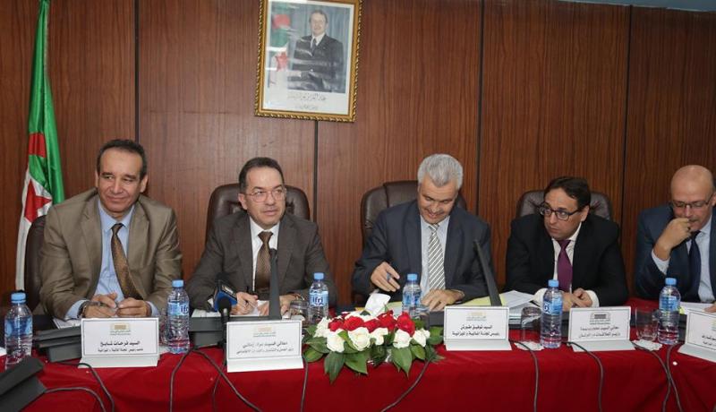 بالصور.. زمالي يعرض مشروع ميزانية قطاعه أمام اللجنة المالية والميزانية بالبرلمان