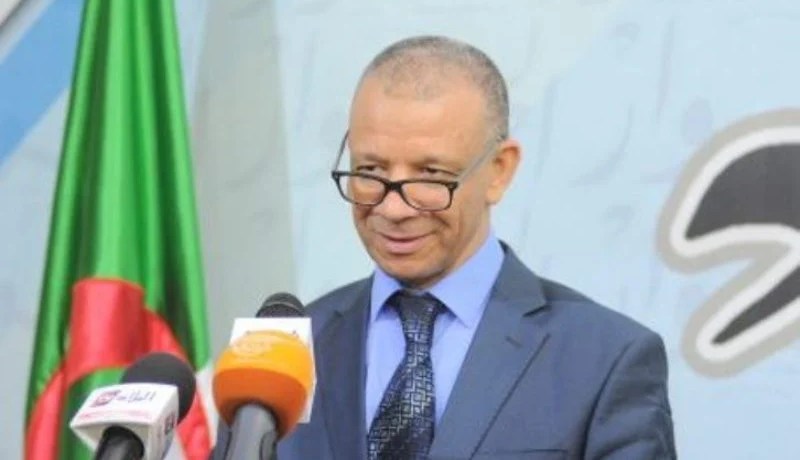 بن قرينة يهاجم من سحبوا استمارات الترشح للرئاسيات