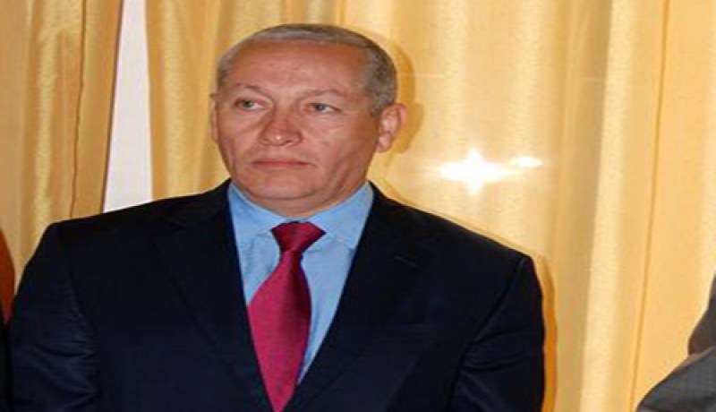 فلاح يفجّر فضيحة في وجه والي باتنة