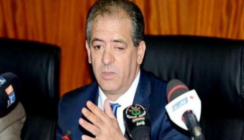 ولد علي في زيارة سياحية إلى جانت
