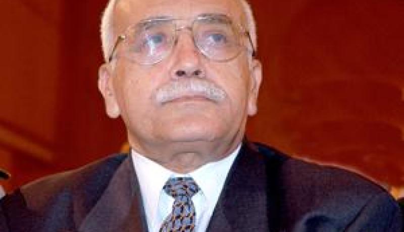 السيد قنايزية يؤكد أنه لا خيار في دعم الجهاز الصناعي لتطوير التكنولوجيات