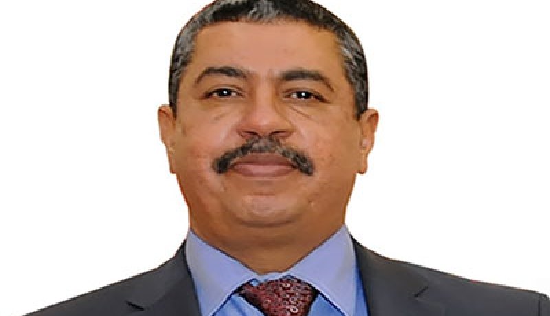 رئيس الوزراء اليمني خالد بحاح ينجو من هجوم استهدف الفندق الذي يقيم فيه