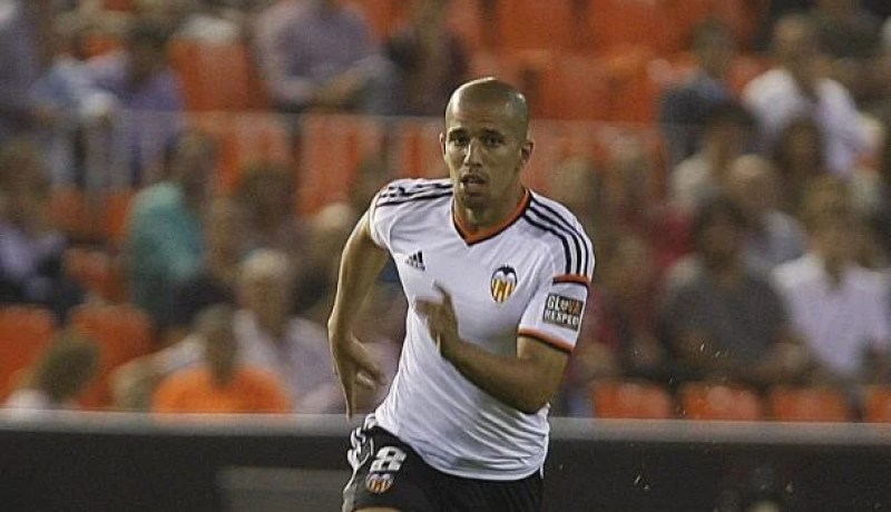 أنصار برشلونة يرفضون تعاقد فريقهم مع فيغـولي ويفضّلون غاندوغان