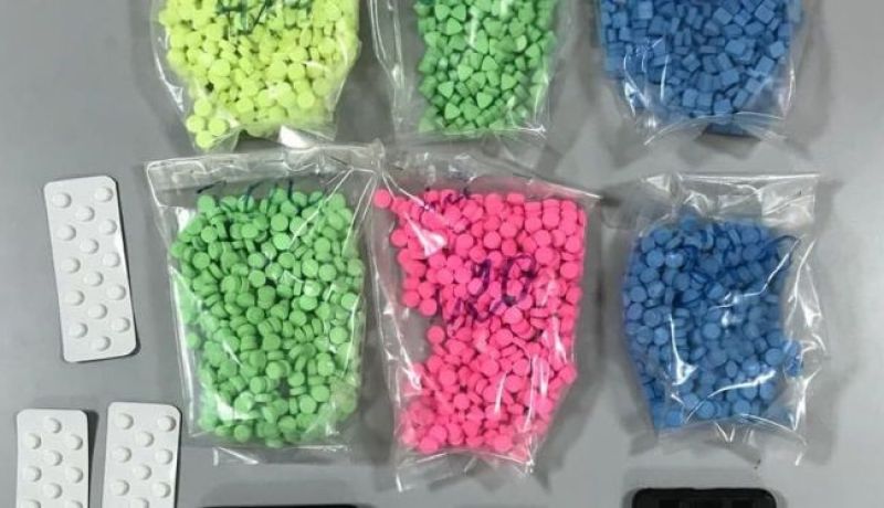 أمن وهران يوقف شخصين بحوزتهما 1500 حبة إكستازي