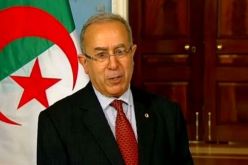 لعمامرة يستقبل سفير أوغندا الجديد لدى الجزائر