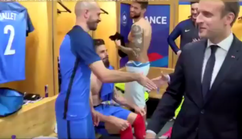 بالفيديو.. باييت يحرج رئيس فرنسا لهذا السبب