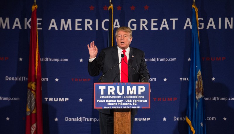 تصريحات المرشح للانتخابات ترامب بشأن المسلمين لا تمنحه أهلية أن يكون رئيسا لأمريكا