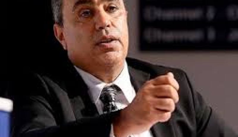 رئيس الوزراء التونسي يؤجل إعلان تشكيلة الحكومة بسبب خلاف حول وزارة الداخلية