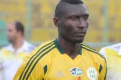 دقيقة صمت ترحما على الكاميروني إيبوسي بكل الملاعب بمناسبة إجراء الجولة الثالثة للبطولة