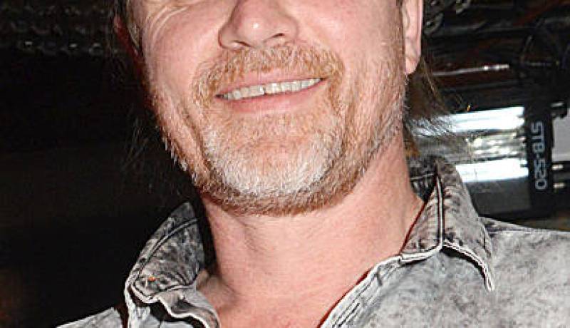 إيمانويل بوتي : “أريد رؤية محرز في أرسنال”