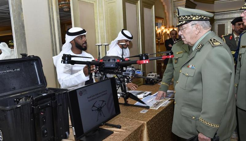 بالصور.. الفريق أحمد ڤايد صالح يواصل زيارته إلى الإمارات العربية المتحدة