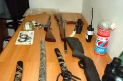 حجز مسحوق متفجرات و ذخيرة بالونزة