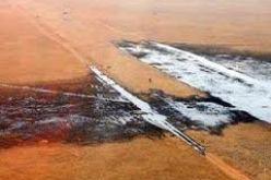 تسرب نفطي بسبب قدم الانبوب  بحاسي مسعود