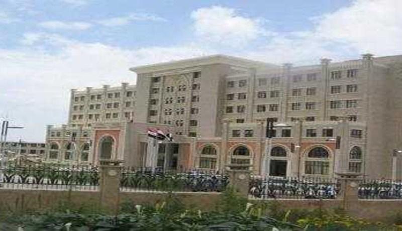 مسلحون يحاولون اقتحام مبنى حكومي في اليمن