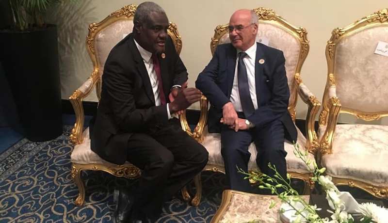 بالصور.. يوسفي يلتقى رئيس النيجر ورئيس مفوضية الاتحاد الافريقي بشرم الشيخ
