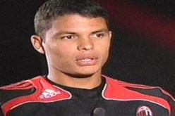 ميلان يرفع سعر تياغو سيلفا لتعجيز برشلونة