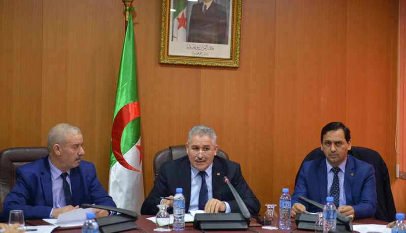 اللجنة القانونية للبرلمان تعدّ تقريرا لإثبات عضوية نائب جديد