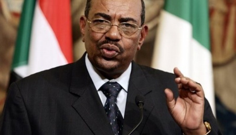 الرئيس السوداني يعين وزيرا جديدا للدفاع