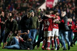 بالصور.. هكذا احتفلت جماهير بريستول بعد إقصائهم مانشستر يونايتد