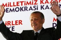 أتراك “مقدونيا” يتظاهرون تأييدا لـ”أردوغان”
