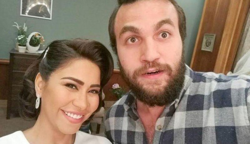 ماقصّة معجب الفنّانة شيرين و 3 طن من الجمبري