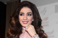 سهيلة بن لشهب تهنئ أسماء لمنور بمناسبة طرحها أغنية ” صبية”