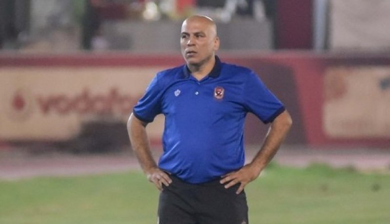 المدرب العام للأهلي:”لقاء العودة ضد الوفاق صعب ونتمنى عودة المصابين”