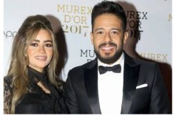 محمّد حماقي يرزق بمولودته الأولى ويسمّيها على والدة زوجته