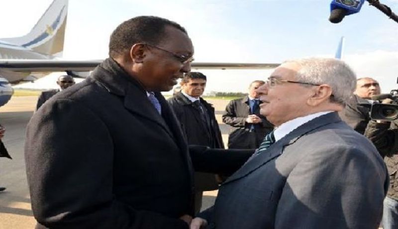 الرئيس التشادي ينهي زيارته للجزائر