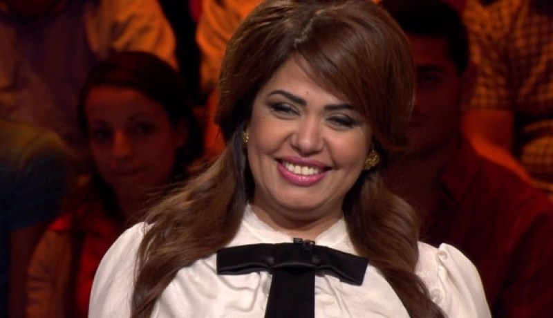 بالفيديو إعلامية سعودية تحتفل بطلاقها