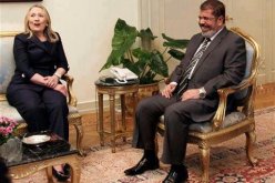 كلينتون  نؤمن بدور يمكن أن تلعبه مصر من أجل السلام