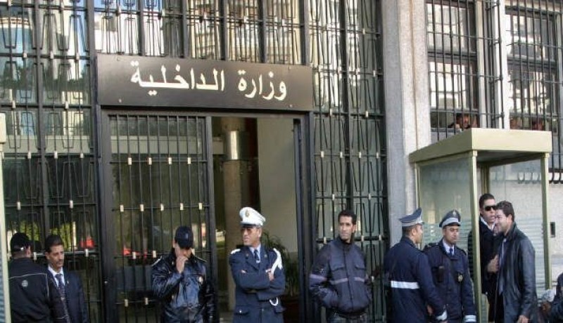 إقالة 4 مسؤلين أمنيين بجهاز المخابرات في تونس