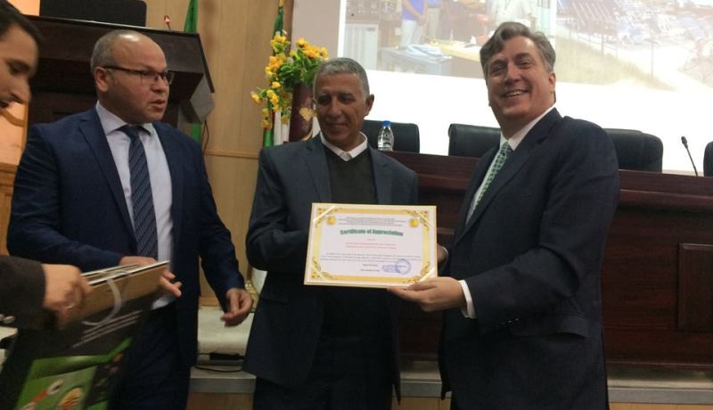 السفير الأمريكي بالجزائر يزور أدرار