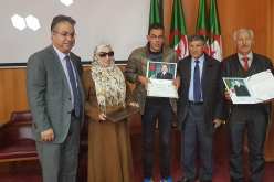 طمار يسلم مفاتيح ومقررات سكنات وإعانات ريفية لـ 1938 مستفيد بجيجل