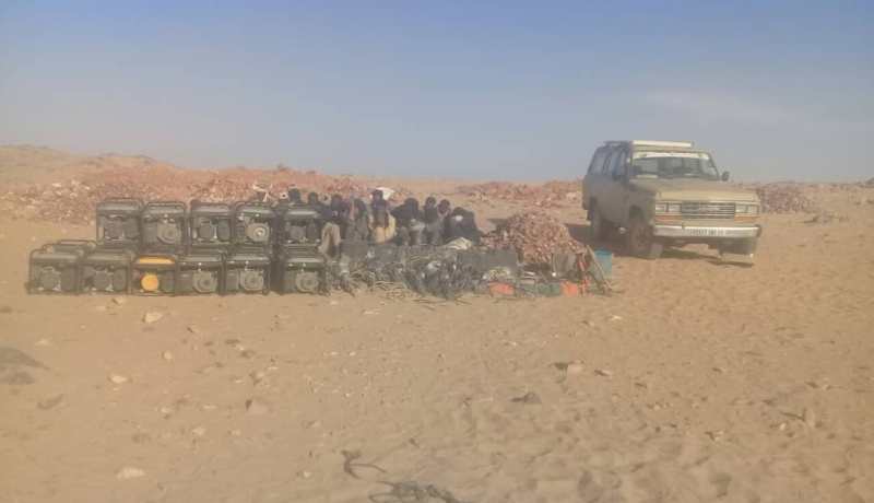 الجيش يوقف 92 شخصا من جنسيات إفريقية ينقبون على الذهب الجزائري