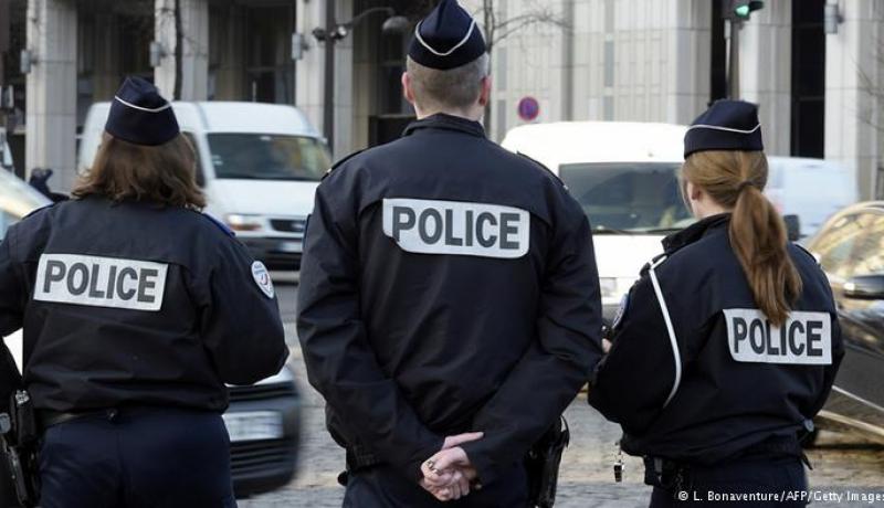 إحباط مخططات إرهابية في فرنسا واعتقال 7 أشخاص