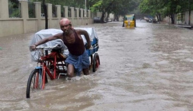 الفيضانات تضرب ولاية تاميل نادو جنوب الهند