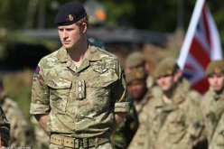 الأمير هاري: يخوض مناورات عسكرية لـصد أي هجوم روسي مفترض على البلاد