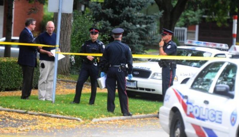 الشرطة الكندية تعتقل شخصا وجه تهديدات لمساجد وعمدة مدينة كيبيك