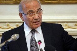 احمد شفيق يؤكد بان لا عودة للوراء ويعد بإعادة الثورة إلى مفجريها
