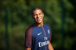 مبابي بكل فخر  :” لا يمكنني إنكار أصولي الجزائرية وأنا سعيد جدا بذلك “