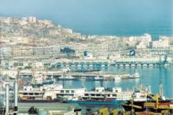 السفينة المدرسة الصومام ترسو بميناء تولون الفرنسي في آخر مرحلة لها من الحملة التدريبية صيف 2014