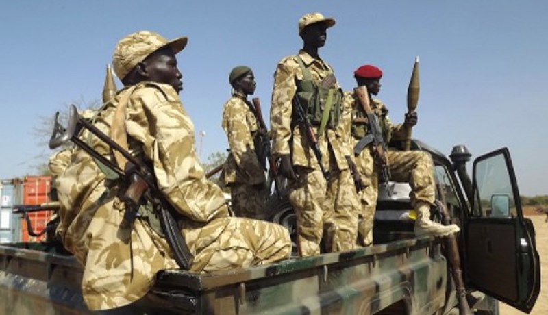 المتمردون في جنوب السودان يتهمون الجيش بخرق وقف إطلاق النار