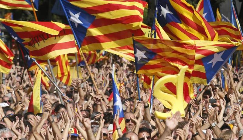 الانفصاليون ينجحون في تشكيل حكومة بإقليم كتالونيا الإسباني